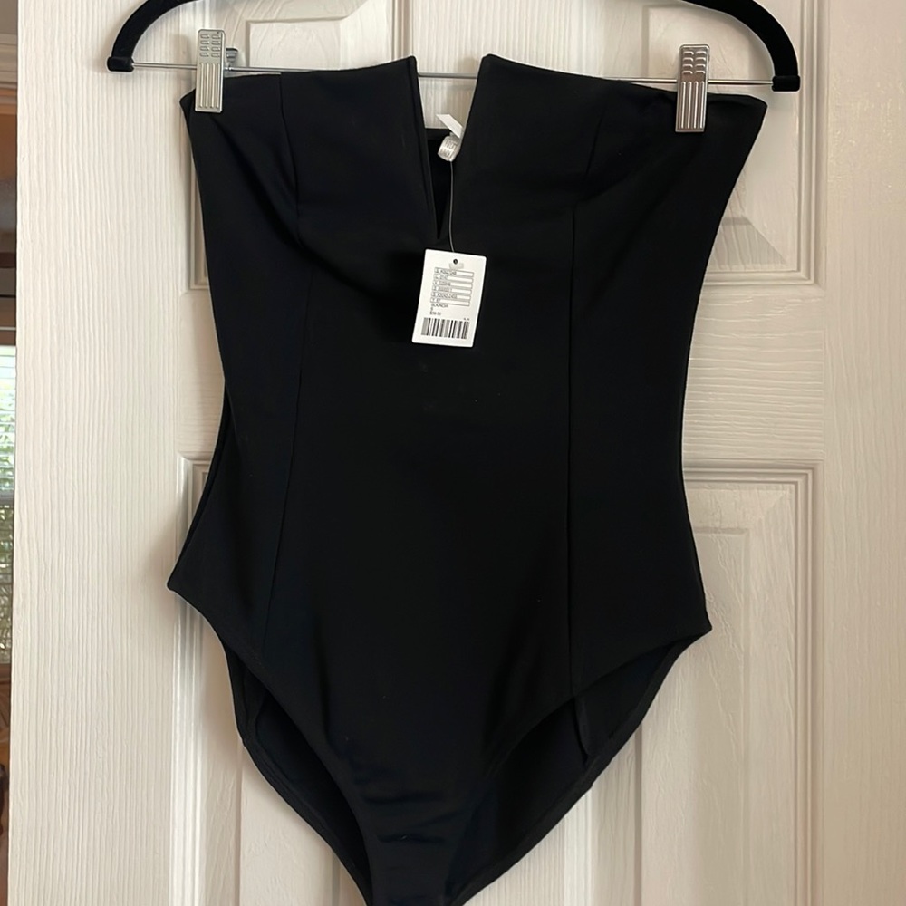 Strapless bodysuit